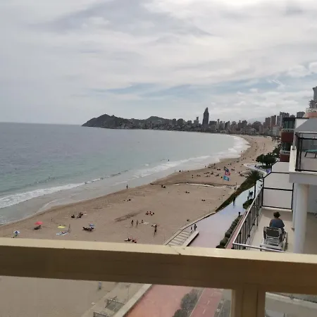 Apartamento ático Primera Línea Parque De Elche Benidorm